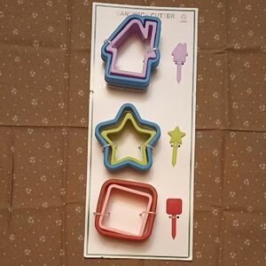 Colorful Sandwich Cutter Set